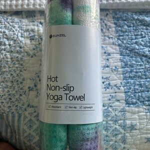 Eunzel Hot Non-Slip Yoga Towels – Pack of 2